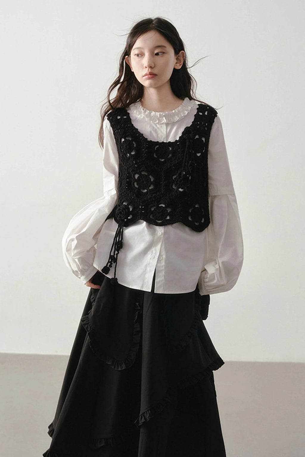 Original Design Gentle Floral Knitted Vest