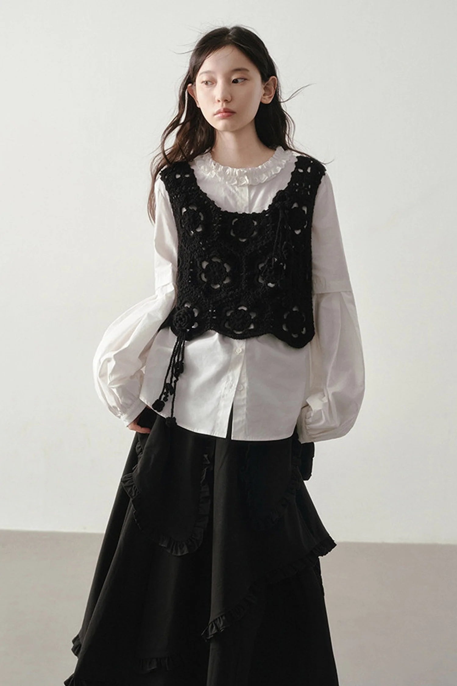 Original Design Gentle Floral Knitted Vest