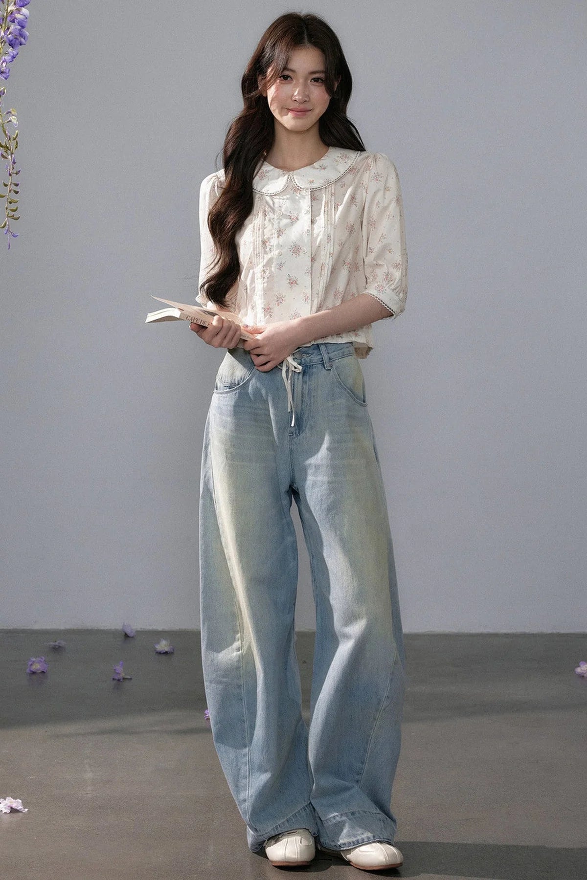 Wide-Leg Straight Jeans