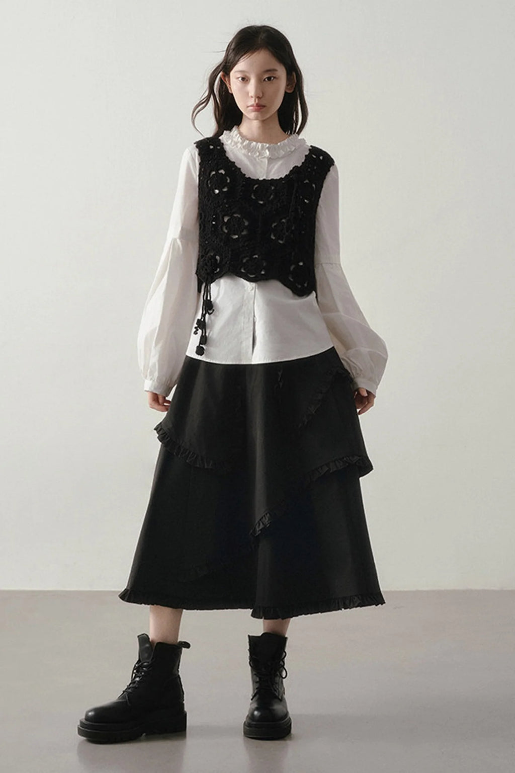 Original Design Gentle Floral Knitted Vest