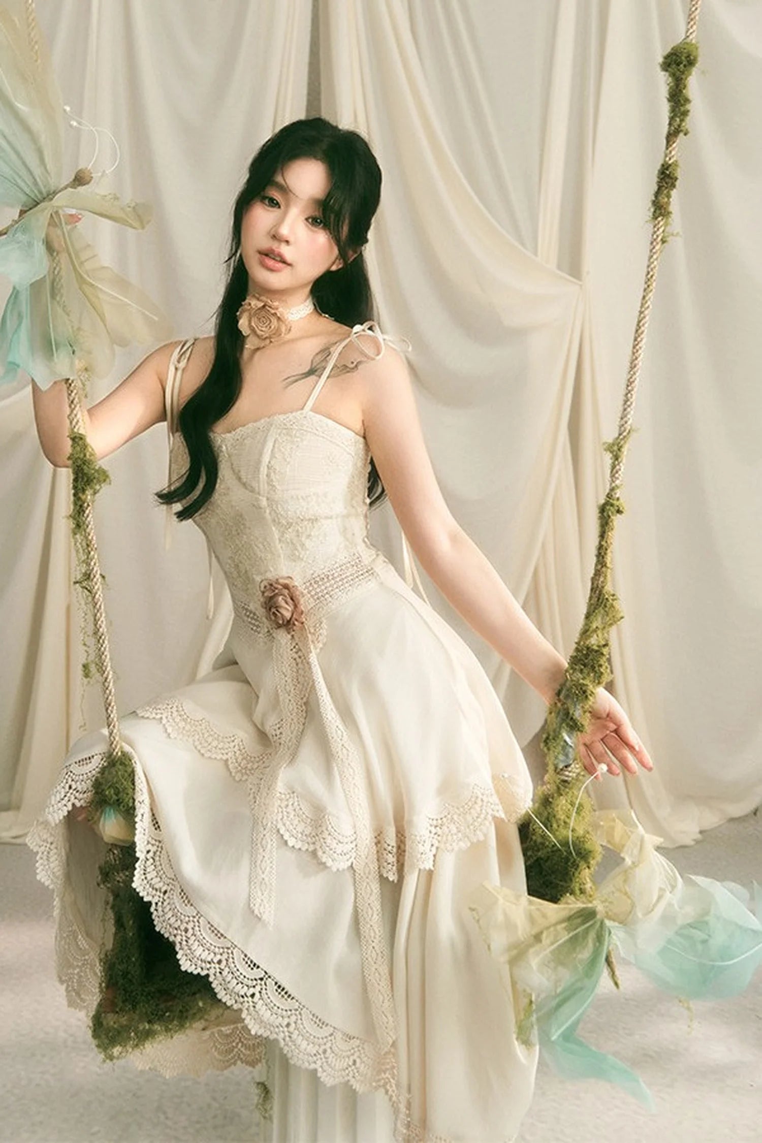 French Heavy Lace Trailing Strap Dress