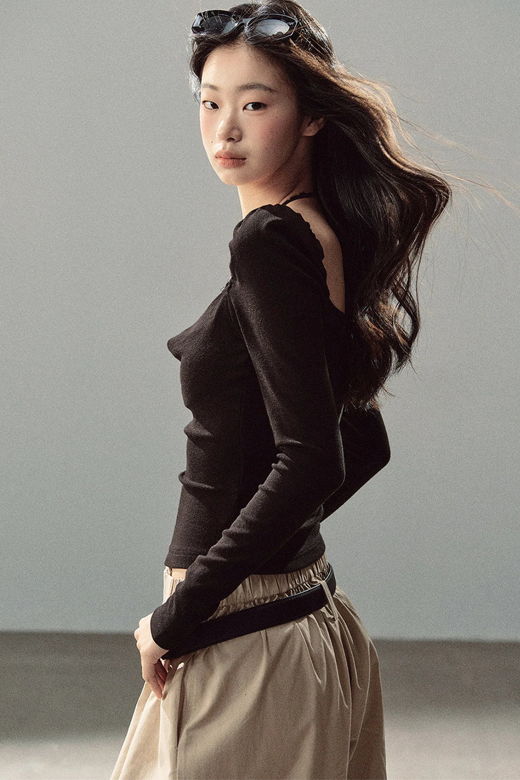 Layered-Look Long-Sleeve Halter Lace T-Shirt