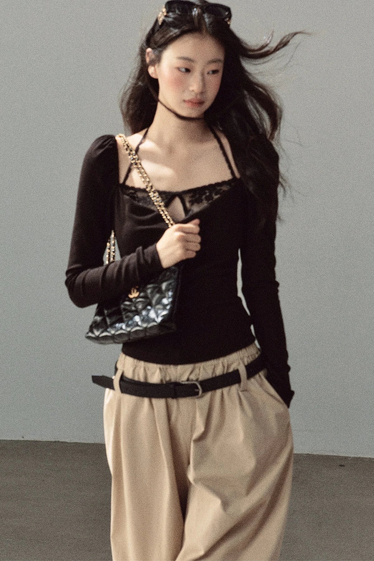 Layered-Look Long-Sleeve Halter Lace T-Shirt