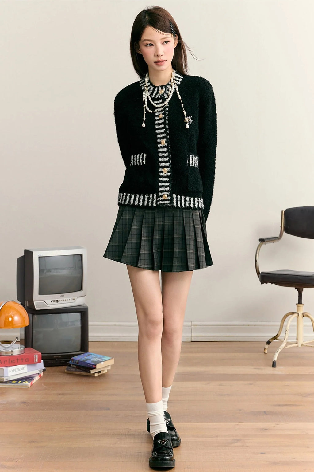 High-Waisted Plaid Pleated Skirt