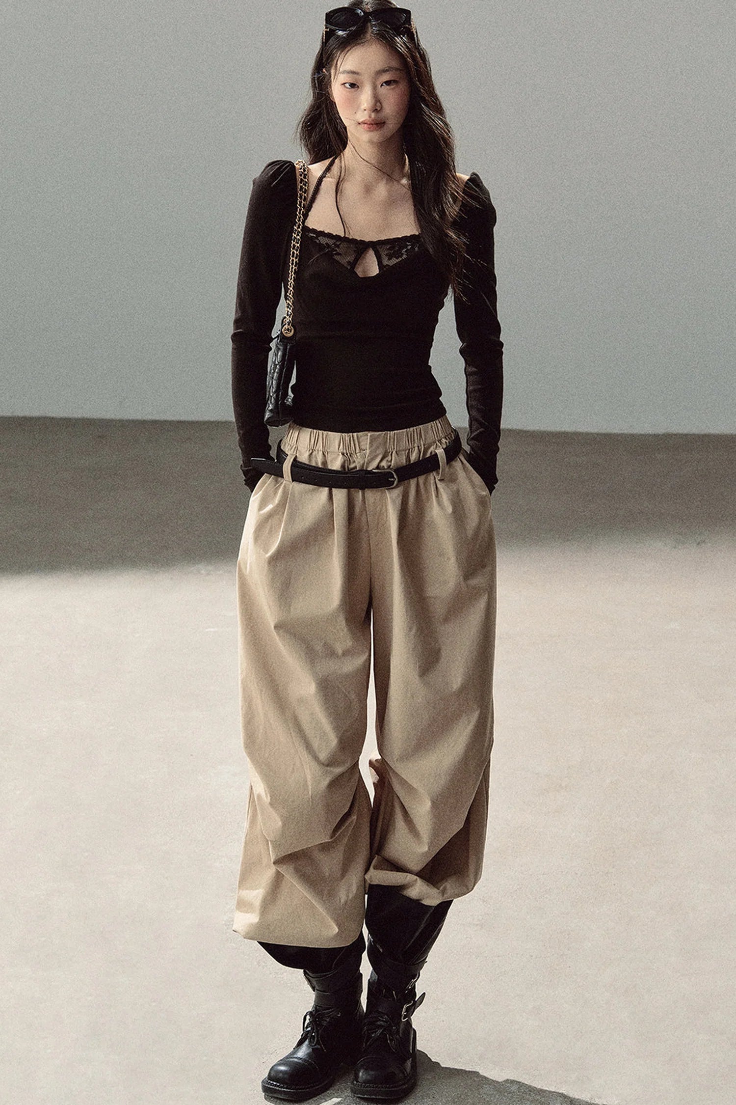Layered-Look Long-Sleeve Halter Lace T-Shirt
