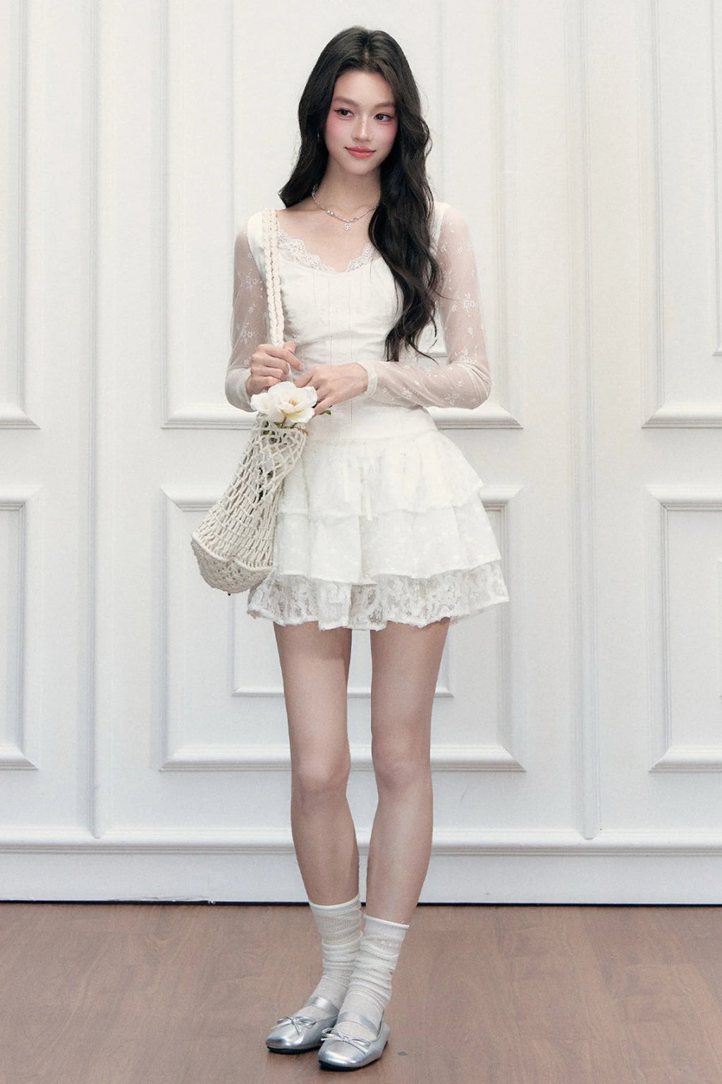 V-Neck Waist-Cinching T-Shirt and Skirt Set-Up