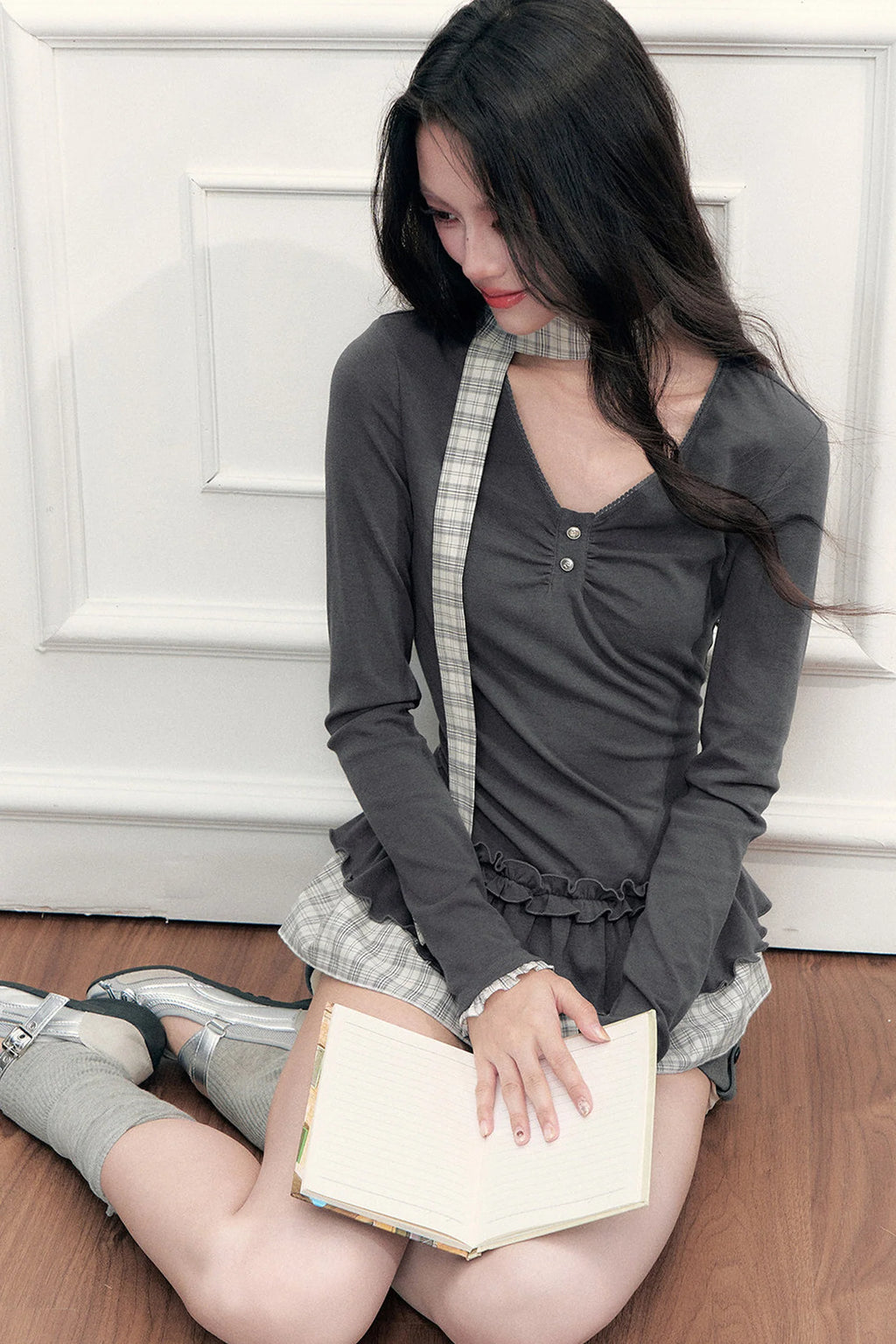V-Neck Plaid Ruffled T-Shirt and Pants Set-Up
